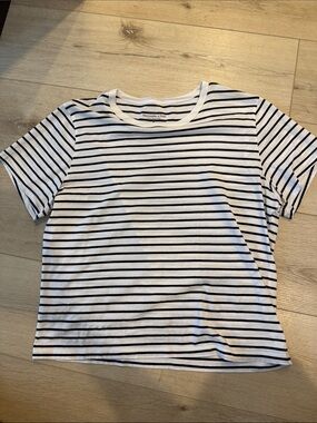 Abercrombie & Fitch White Tee with Black Stripes